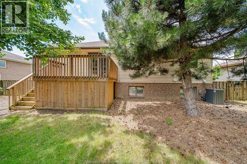 1694 Chornoby, Tecumseh, ON 