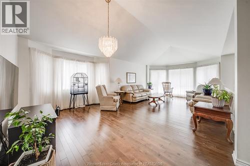 1694 Chornoby, Tecumseh, ON 
