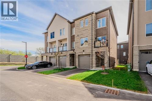 16 Raspberry Lane, Mount Hope, ON 