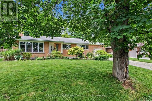 23 GLENBURNIE DRIVE  Guelph (Grange Road), ON N1E 4C4