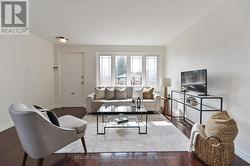 201 LINDEN AVENUE  Toronto, ON M1K 3J1