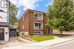 170 WHEELER AVENUE Toronto, ON M4L 3V4