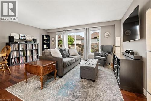 702 Activa Avenue, Kitchener, ON 