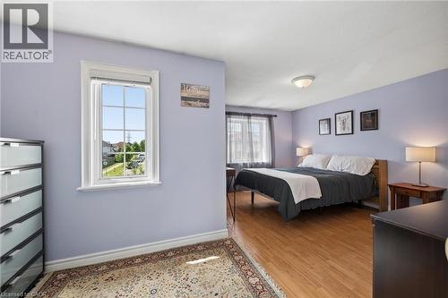 702 Activa Avenue, Kitchener, ON 