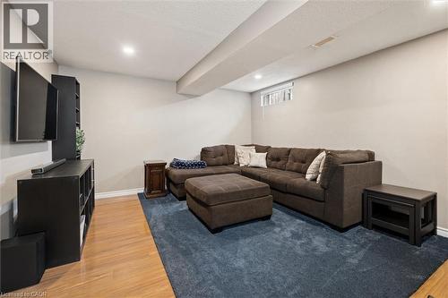 702 Activa Avenue, Kitchener, ON 