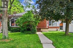 56 EVERTON Place  Hamilton, ON L8T 1G7