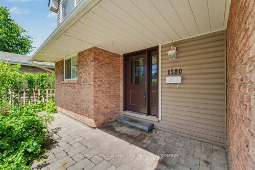1580 Alwin Circle, Pickering, ON 