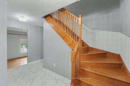 1580 Alwin Circle, Pickering, ON 