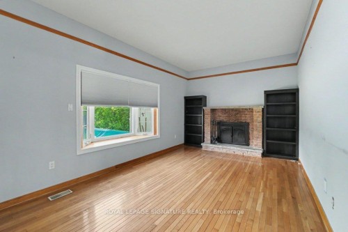 1580 Alwin Circle, Pickering, ON 