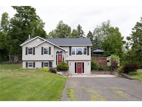 2 Christopher Cres, Upper Kingsclear, NB 
