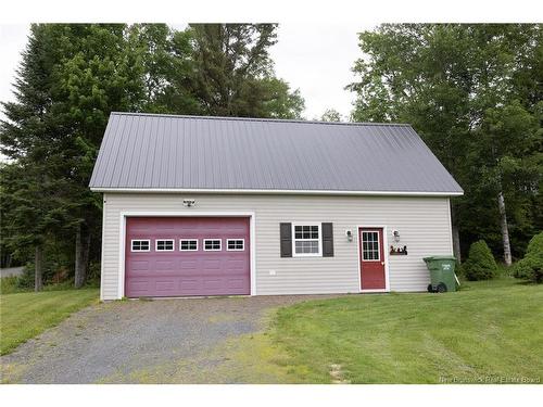 2 Christopher Cres, Upper Kingsclear, NB 