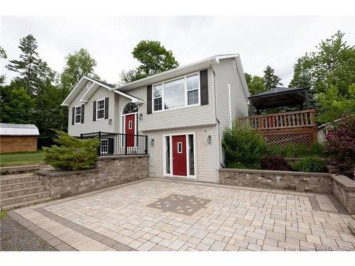 2 Christopher Cres, Upper Kingsclear, NB 