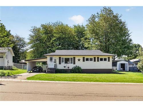 142 Athabaska Ave, Riverview, NB 