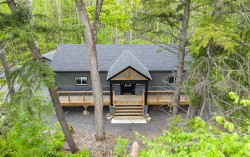 44 Sunnyshore Park Drive  Mckellar, ON P2A 0B5