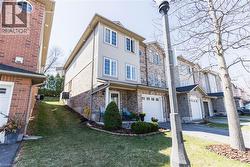 7 SOUTHSIDE Place Unit# 16  Hamilton, ON L9C 7W6