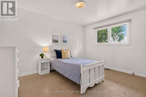 1768 Laxton Crescent, Ottawa, ON 