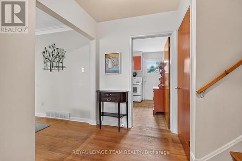 1768 Laxton Crescent, Ottawa, ON 