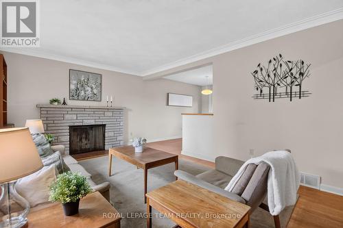 1768 Laxton Crescent, Ottawa, ON 
