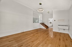Salon - 