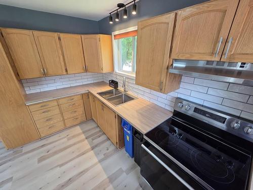 1312 Cameron Street, Thunder Bay, ON 