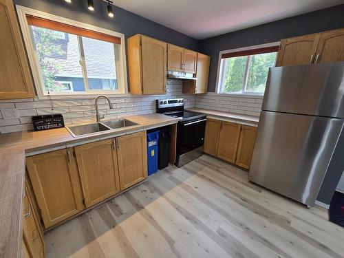 1312 Cameron Street, Thunder Bay, ON 