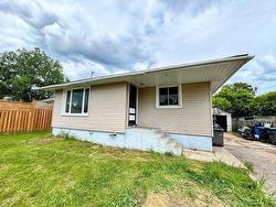 55 Neebig Avenue  Manitouwadge, ON P0T 2C0