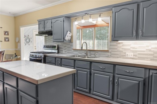 89 Twelfth St, Nanaimo, BC 