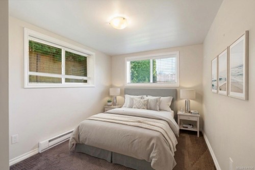 1468 Stroud Rd, Victoria, BC 