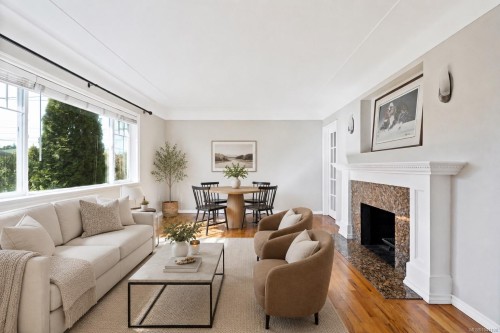 1468 Stroud Rd, Victoria, BC 