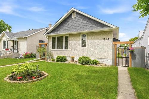 341 Smithfield Ave, Winnipeg, MB 