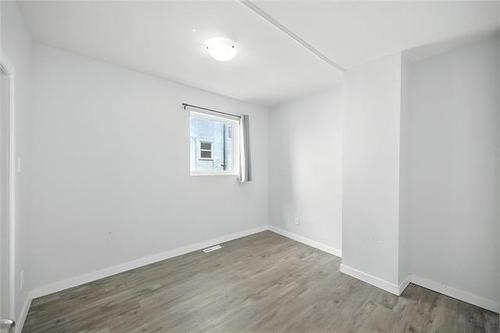 257 Nora St, Winnipeg, MB 
