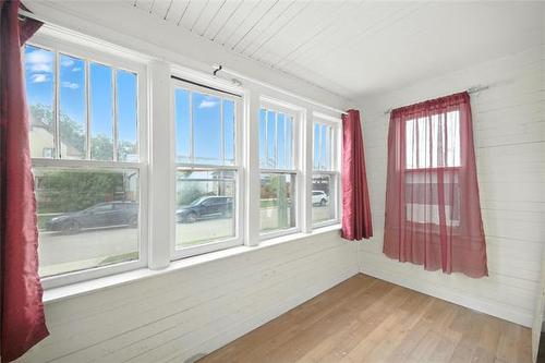 257 Nora St, Winnipeg, MB 