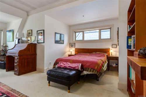 #302-222 Second Ave West, Qualicum Beach, BC 
