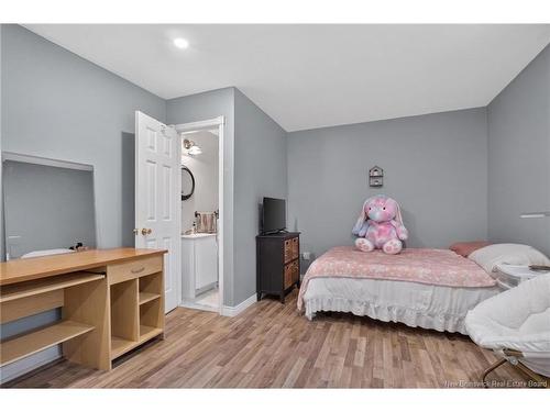 9 Fairview Dr, Salisbury, NB 
