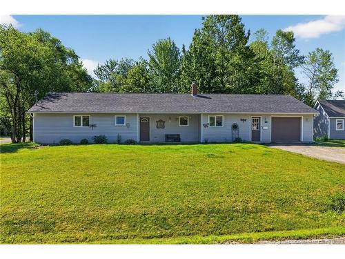 9 Fairview Dr, Salisbury, NB 