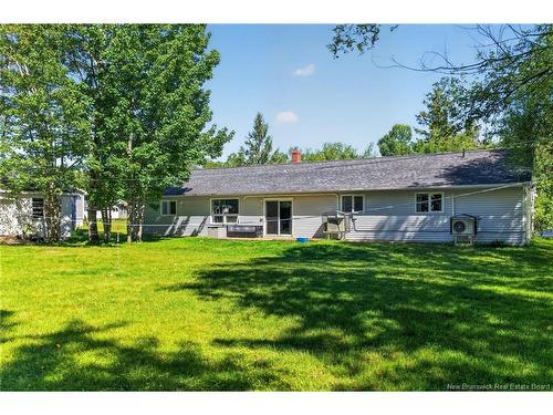 9 Fairview Dr, Salisbury, NB 