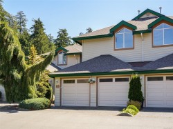 #85-530 Marsett Pl Saanich, BC V8Z 7J2