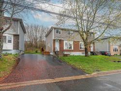 212 Roleika Drive  Dartmouth, NS B2X 1M6
