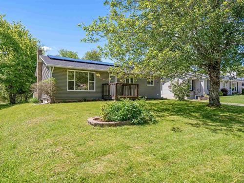 125 Oxford Street  Stellarton, NS B0K 1S0