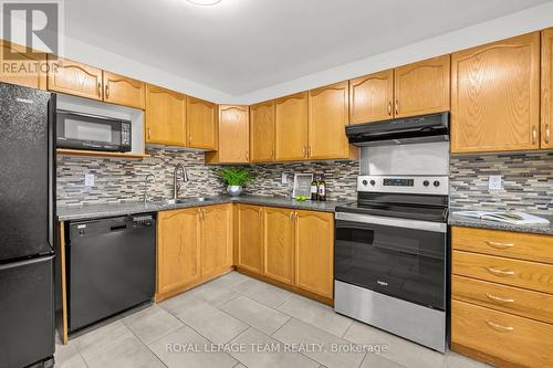 91 Winnegreen Court, Ottawa, ON 