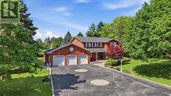 5 HUTTONVILLE DRIVE  Brampton, ON L6X 0C2