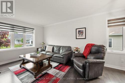Living Room - 10 Sinclair Crescent, Ramara, ON 
