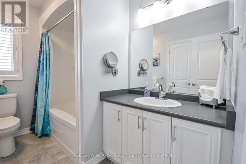 Main Bathroom - 10 Sinclair Crescent, Ramara, ON 