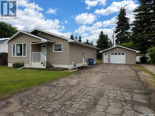 443 7th AVENUE W  Melville, SK S0A 2P0