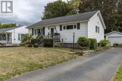34 Wade Street  Kentville, NS B4N 1B6