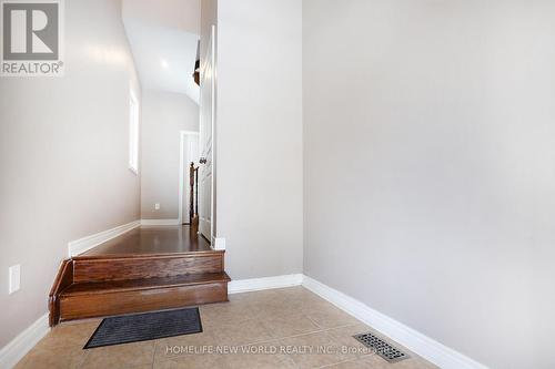 2ND MASTER BEDROOM - 41 PULPWOOD CRES MASTER CRESCENT , Richmond Hill, Ontario L4E 0V1 2