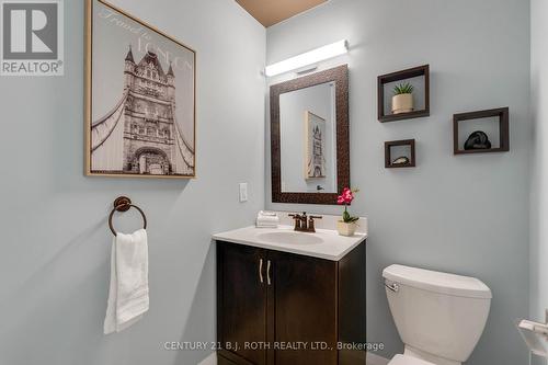 16 Spence Avenue, Springwater, ON 