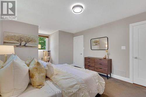 16 Spence Avenue, Springwater, ON 