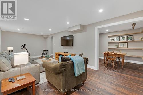 16 Spence Avenue, Springwater, ON 