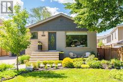 2209 CAROLINE STREET  Burlington, ON L7R 1M4